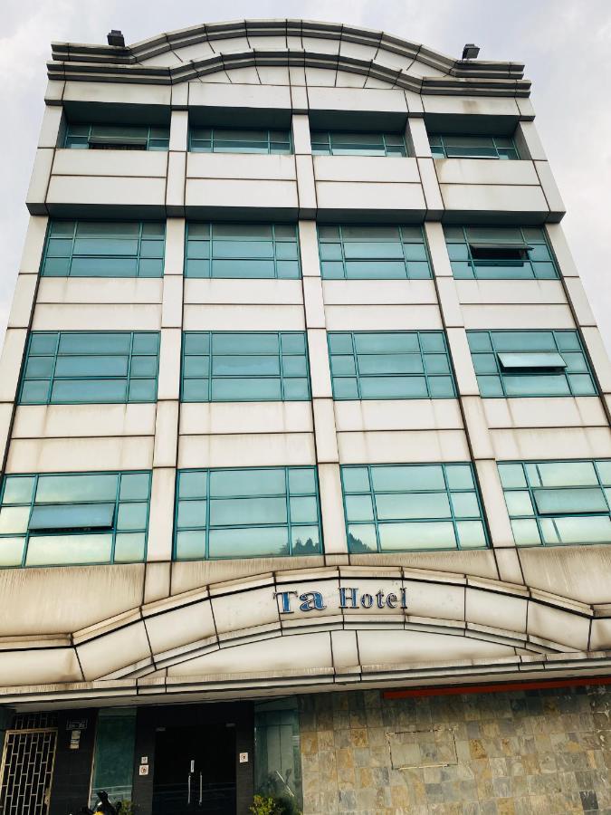 Ta Hotel Куала-Лумпур Экстерьер фото